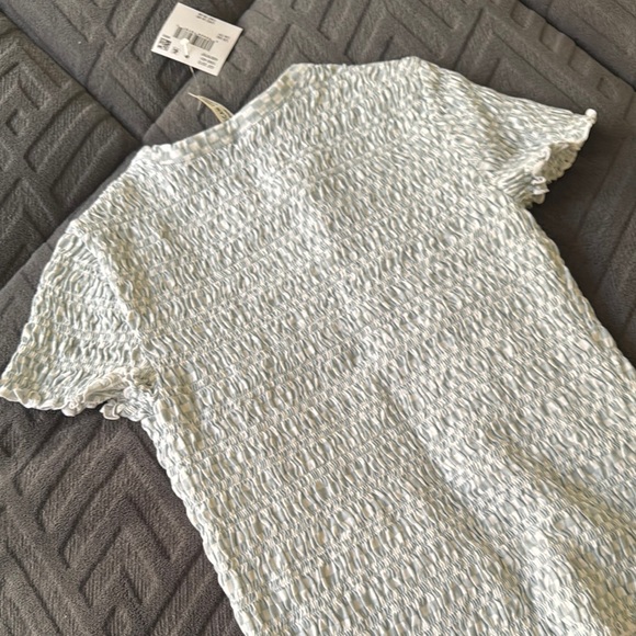 American Eagle Outfitters - White and blue Textured Women's Top - Picture 8 of 8